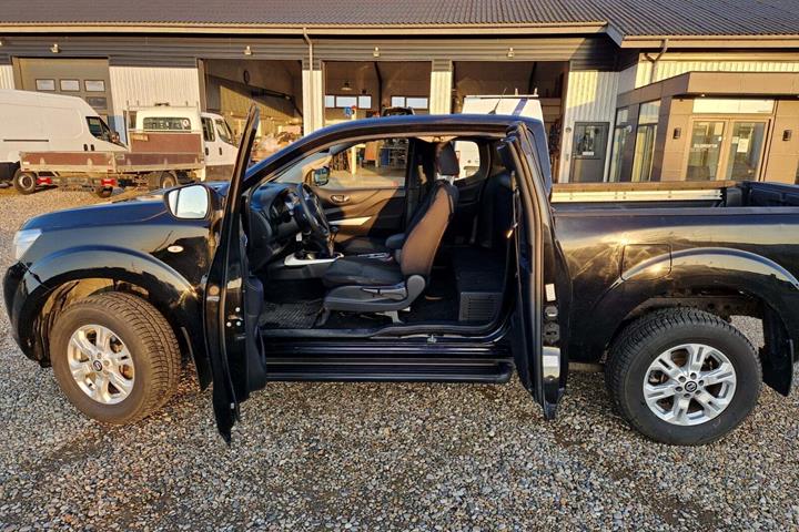 undefined Nissan Navara fra 2021 set indefra