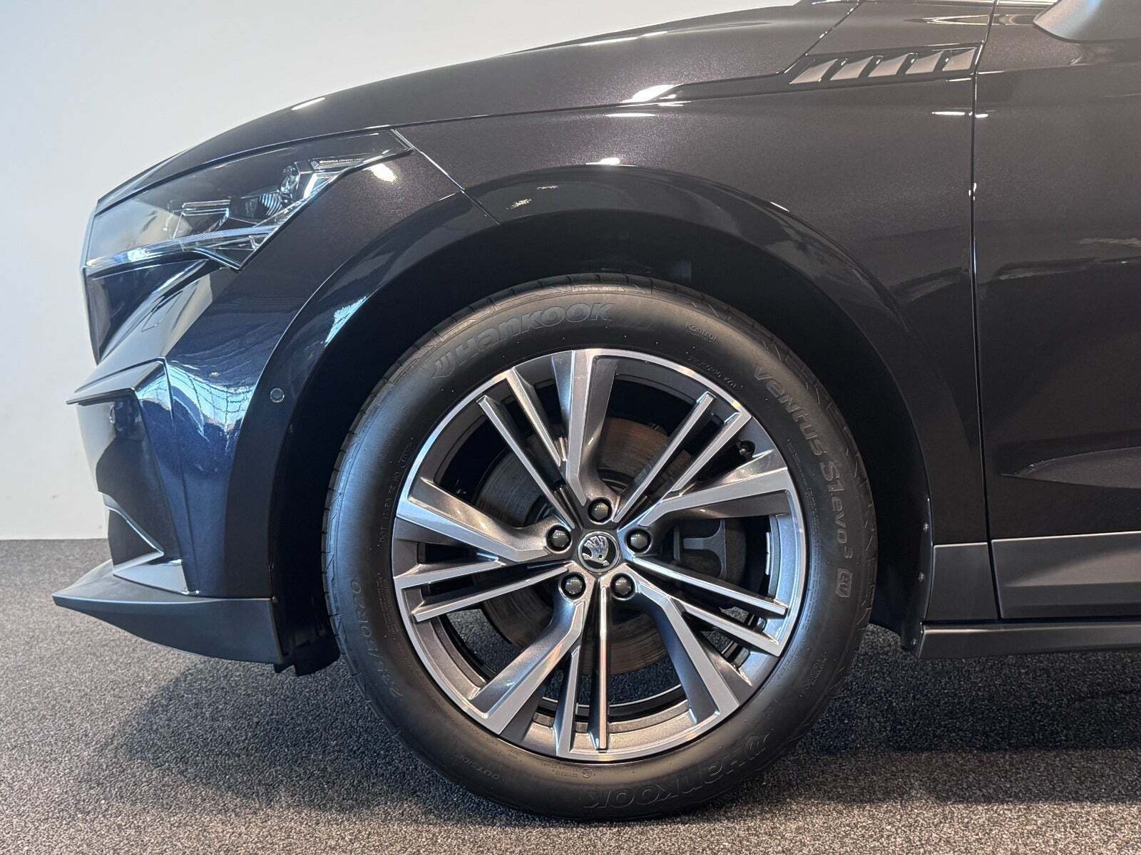 Skoda Enyaq 80 iV Lodge