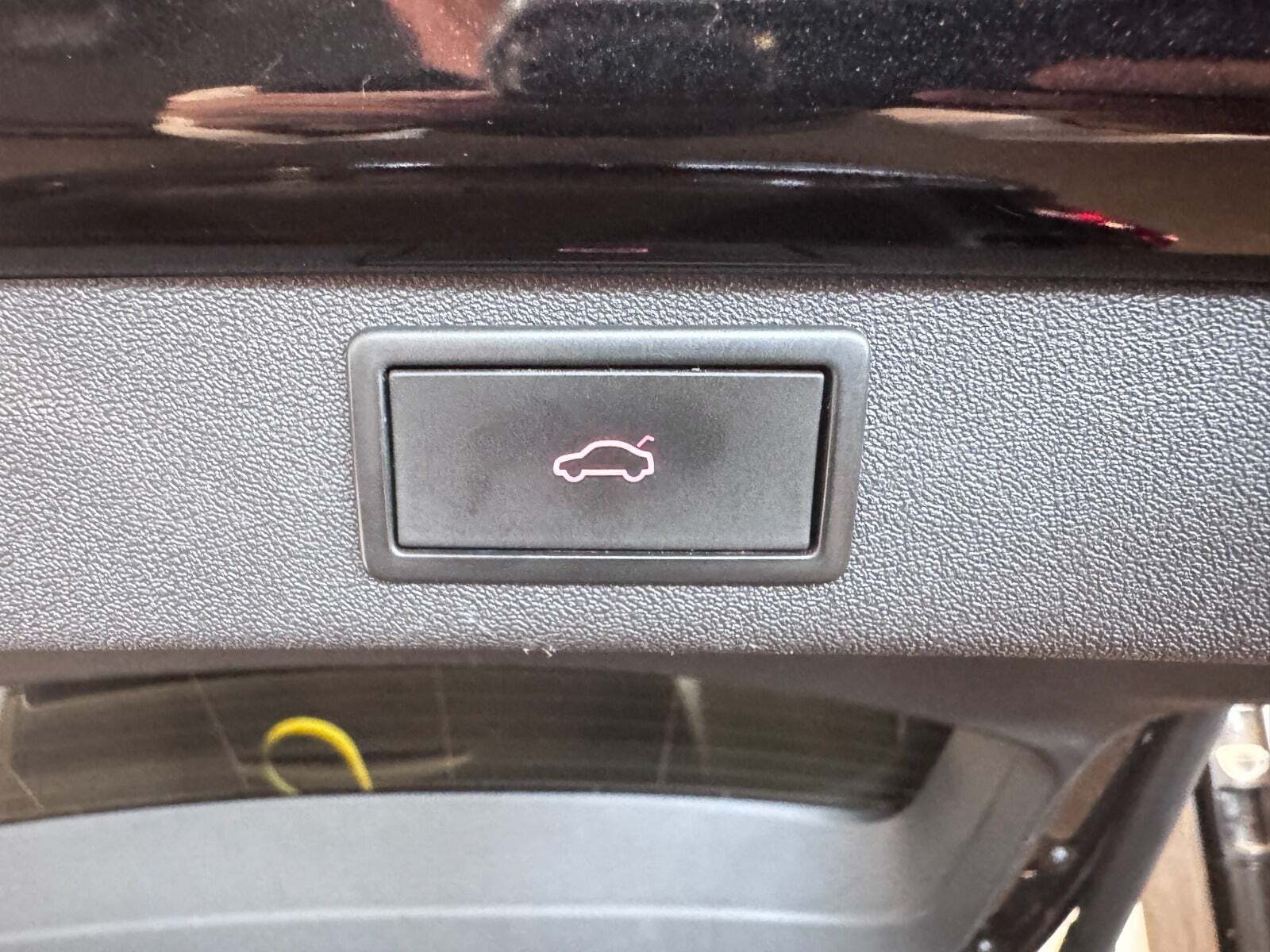 Sort Skoda Enyaq fra 2022