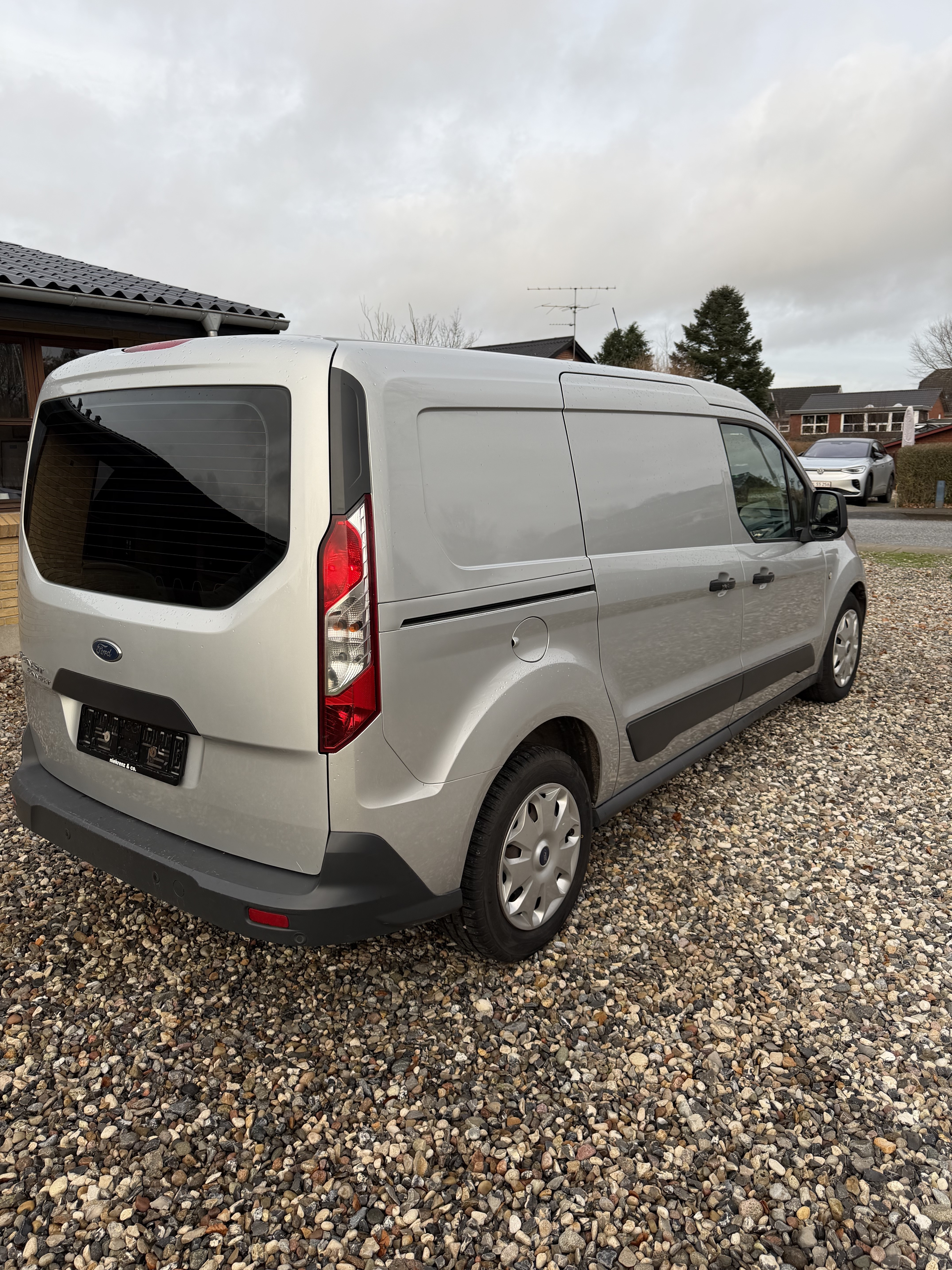 Ford Transit Connect 1,5 TDCi (120 HK) Lang van FWD Automatisk