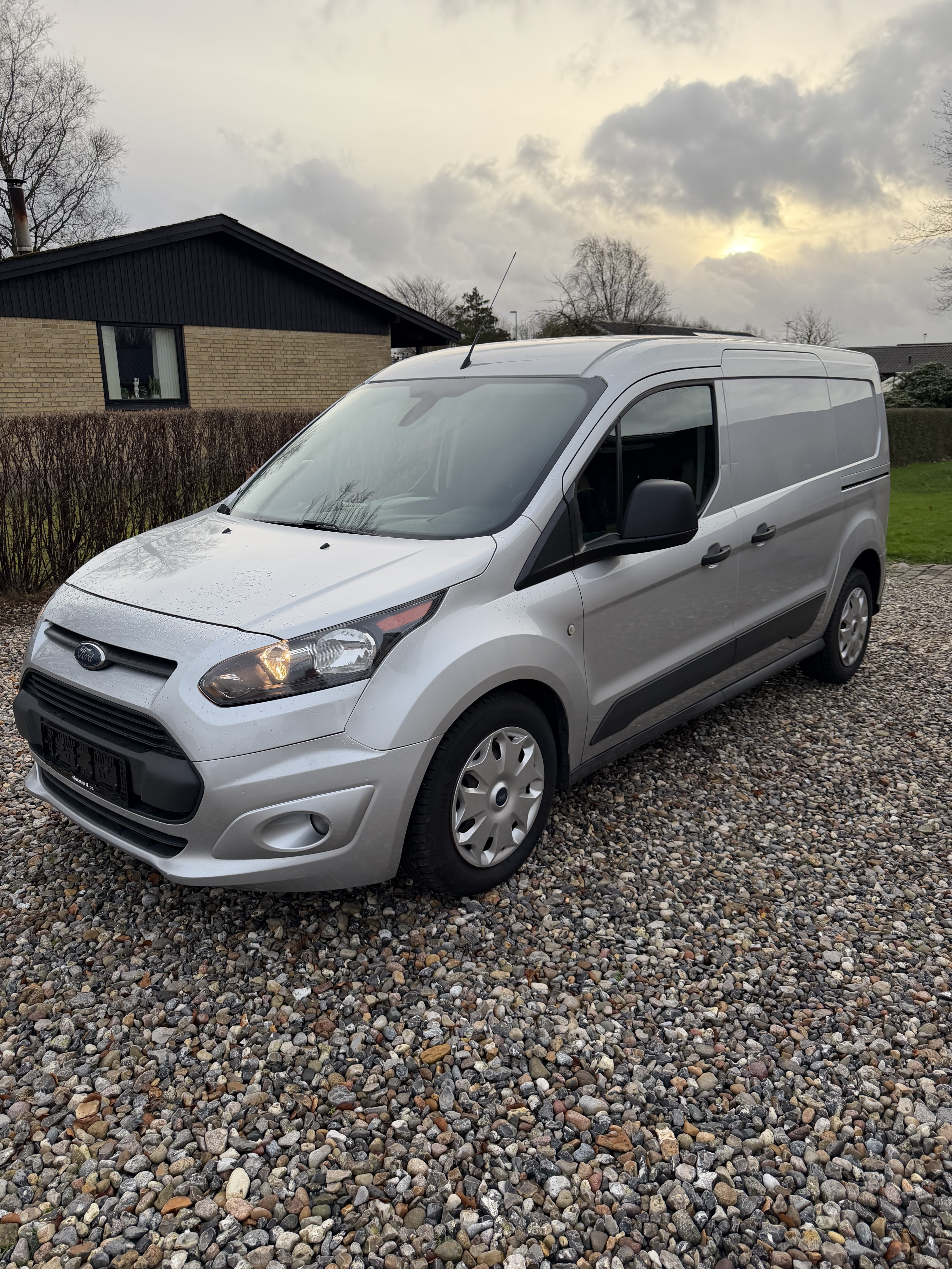 Ford Transit Connect 1,5 TDCi (120 HK) Lang van FWD Automatisk