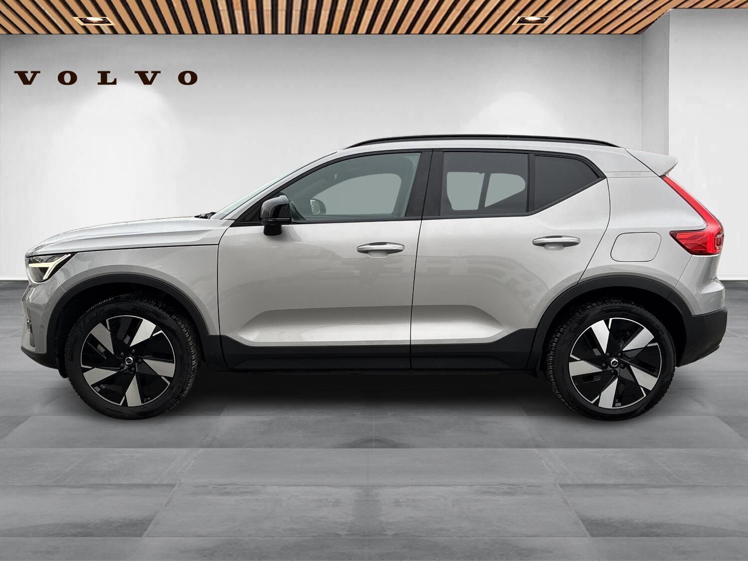 Volvo XC40 Recharge Extended Range Ultimate 252HK 5d Aut.