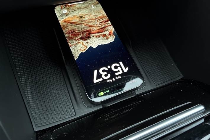 Sølv Volvo XC40 fra 2023