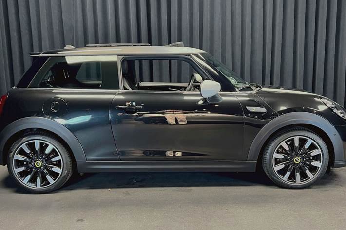 Sort Mini Cooper fra 2023