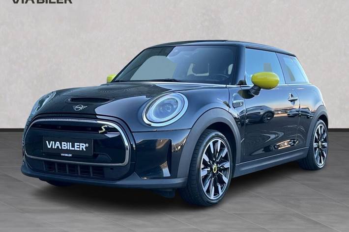 Sort Mini Cooper fra 2022 set udefra
