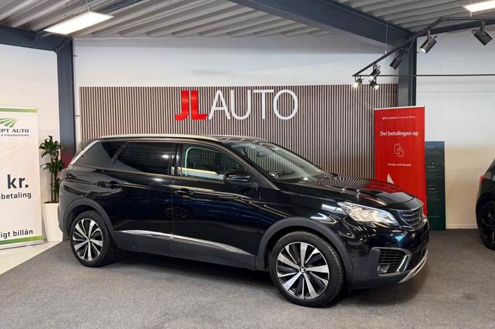 Sort Peugeot 5008 fra 2019