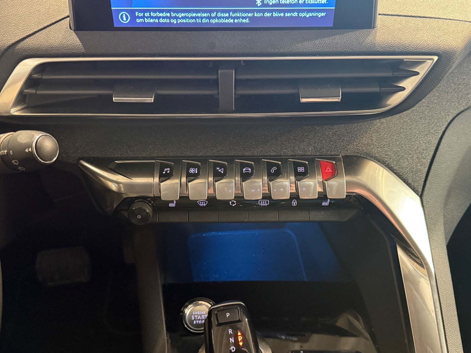 Sort Peugeot 5008 fra 2019