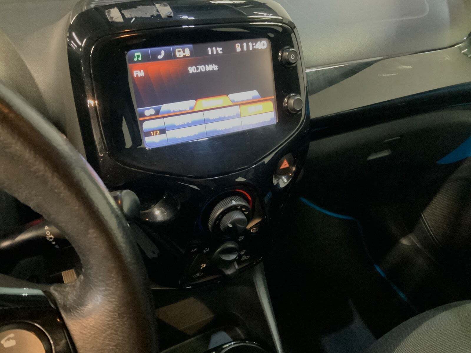 Blå Toyota Aygo fra 2015