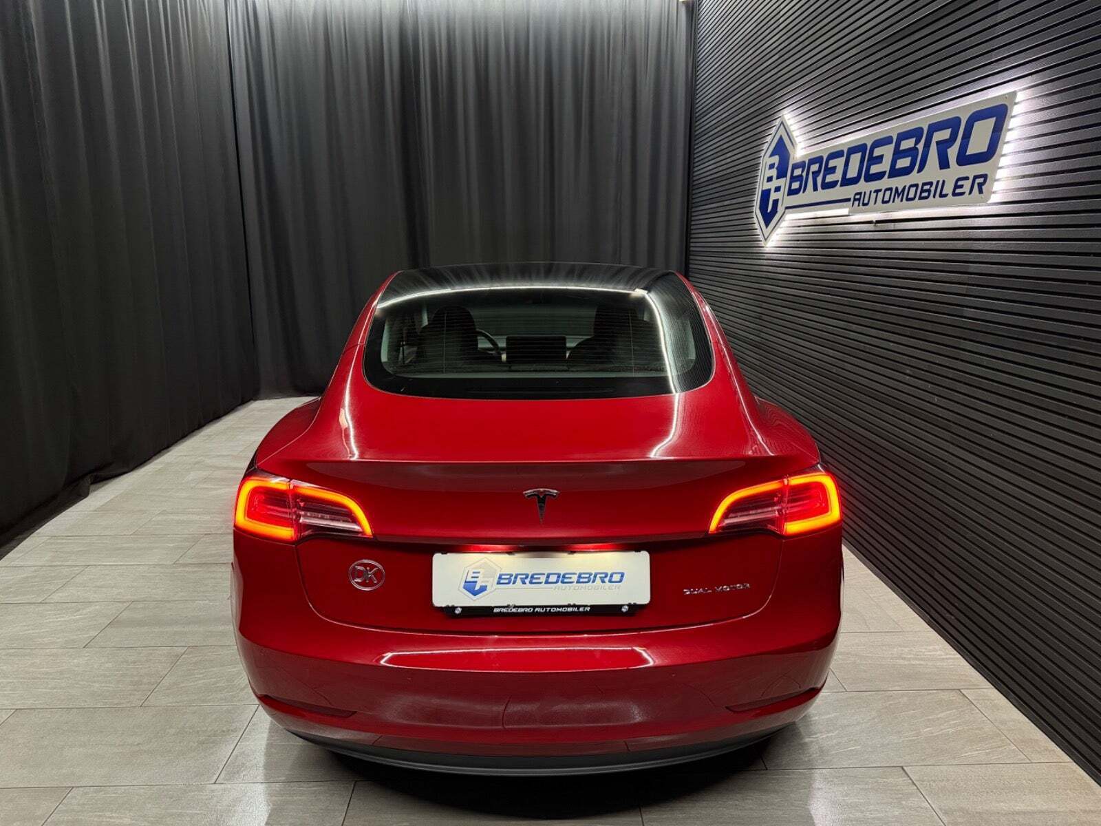 Tesla Model 3 Long Range AWD