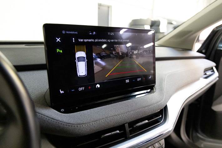 Grå Skoda Enyaq fra 2021