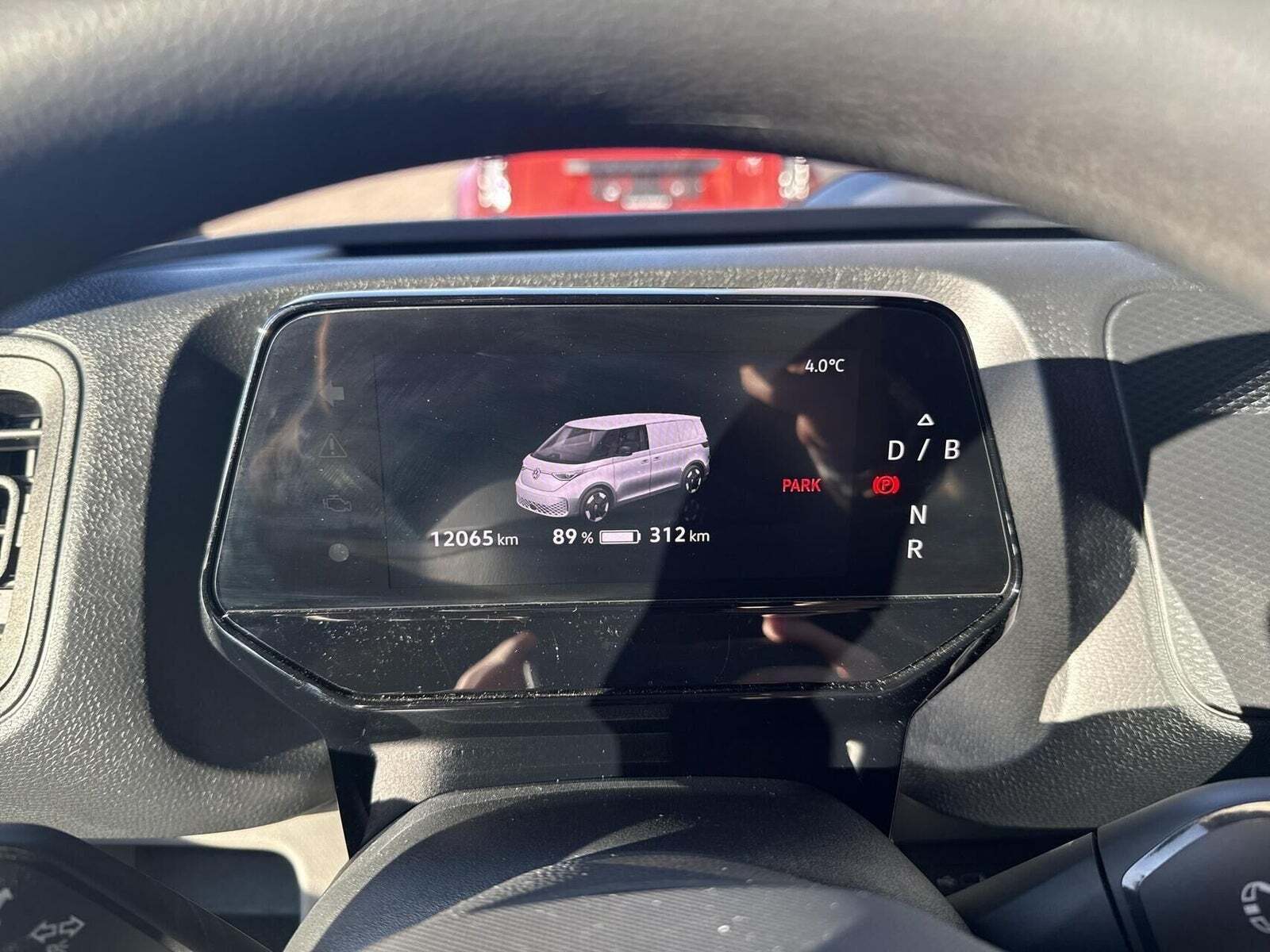 Hvid VW ID.Buzz fra 2024