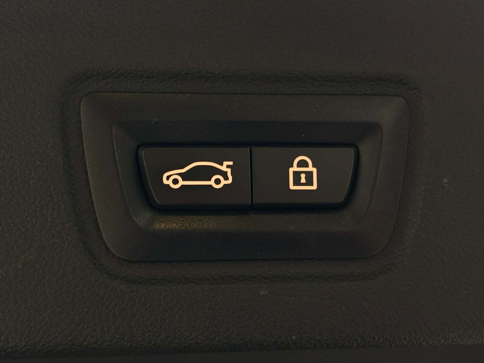 Grå BMW i4 fra 2022