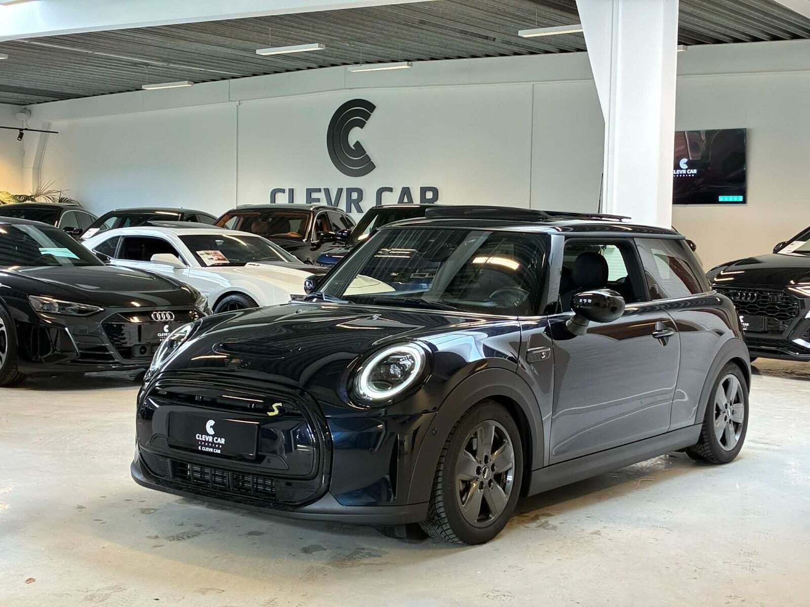 Mini Cooper SE Yours Trim