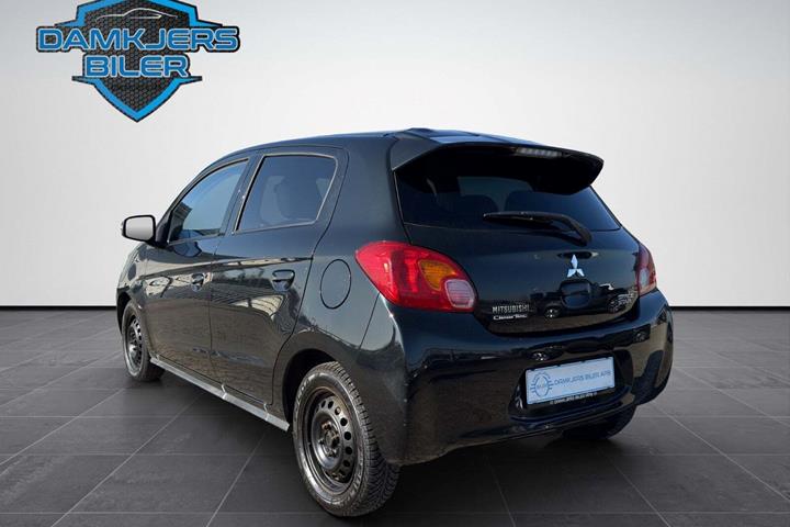 undefined Mitsubishi Space Star fra 2015