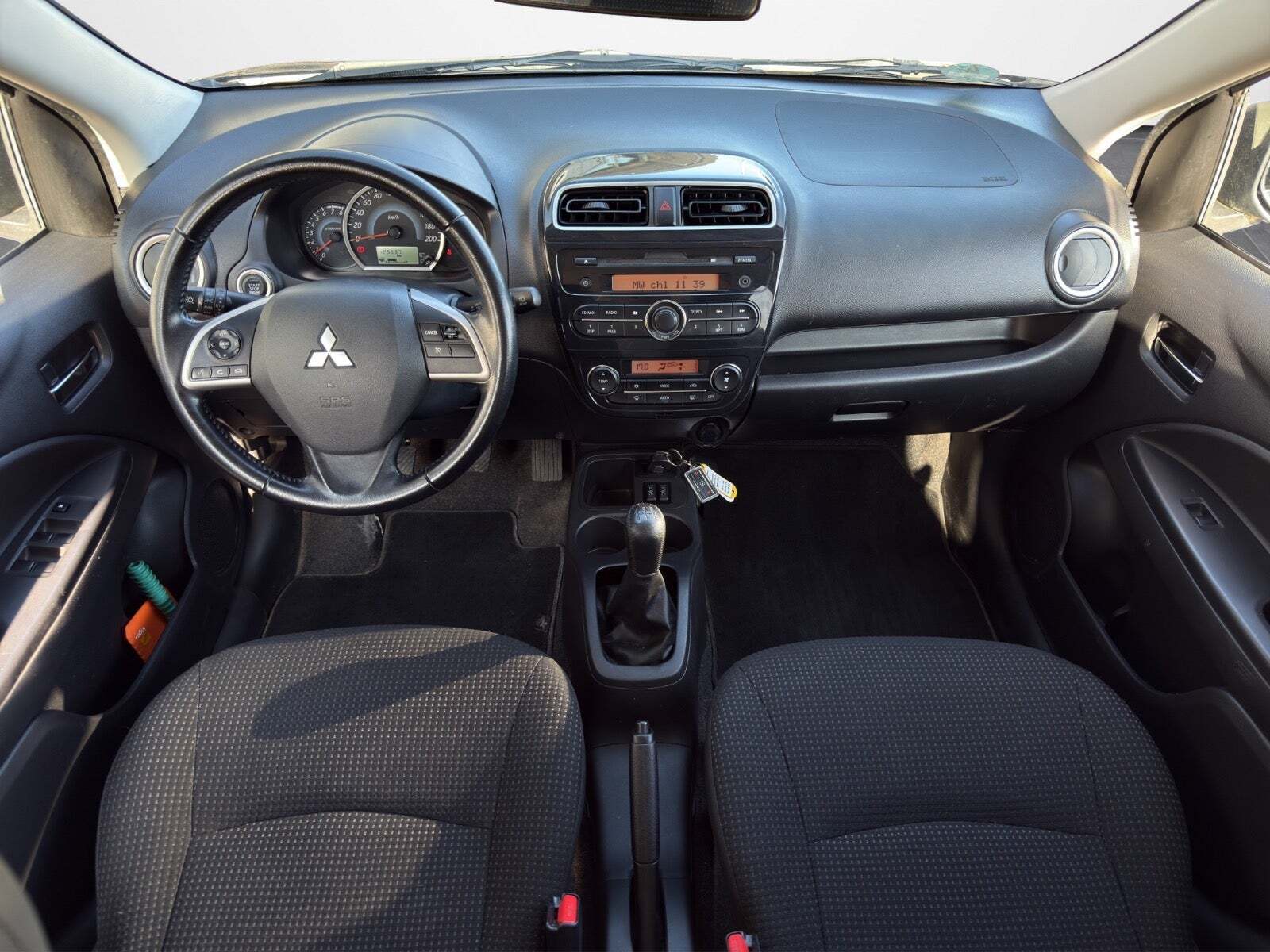 undefined Mitsubishi Space Star fra 2015