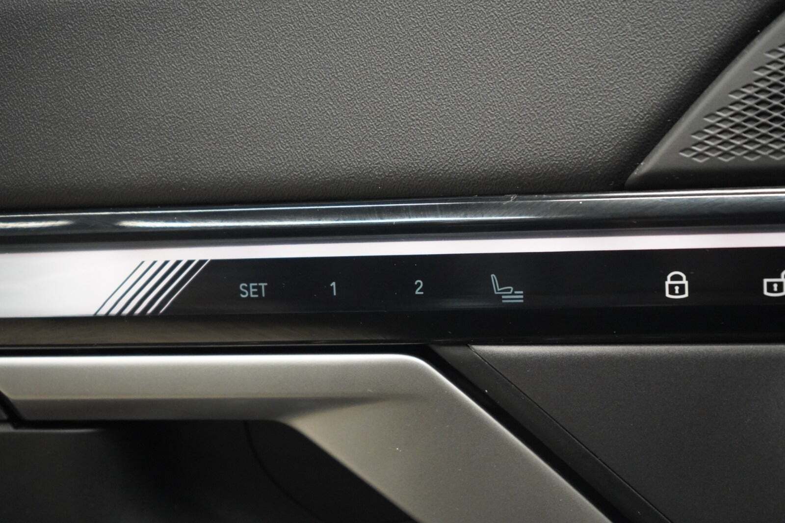 Grå BMW i5 fra 2024