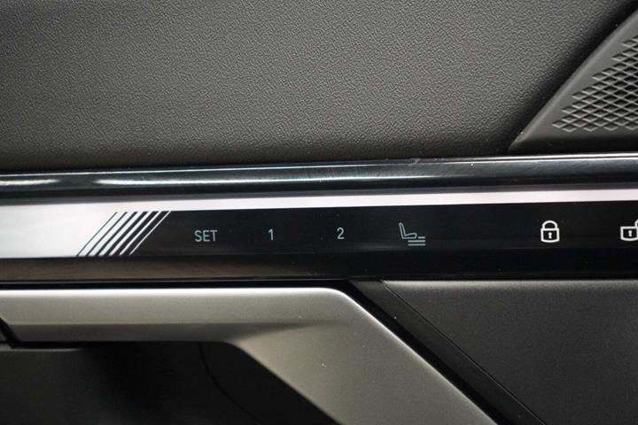 Grå BMW i5 fra 2024