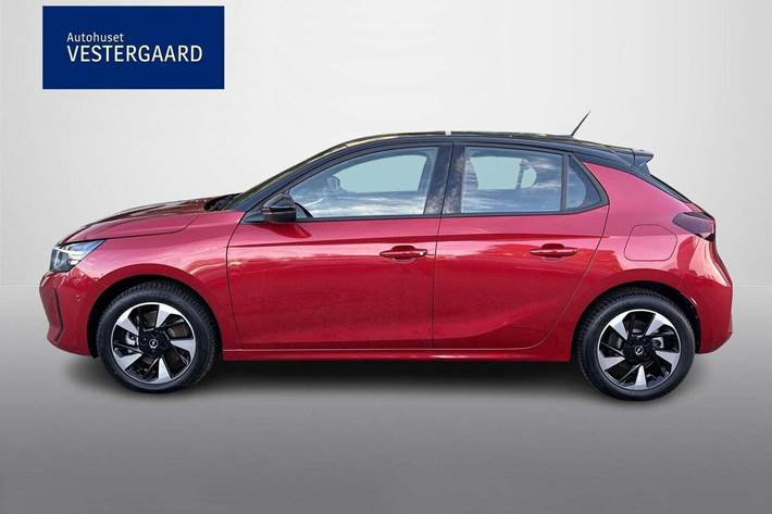 Rød Opel Corsa-e fra 2023