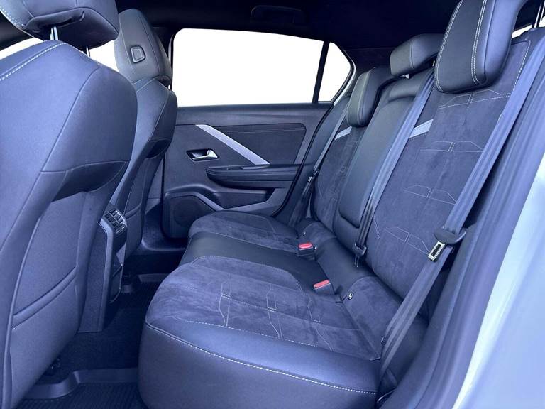 Opel Astra-e 54 Ultimate