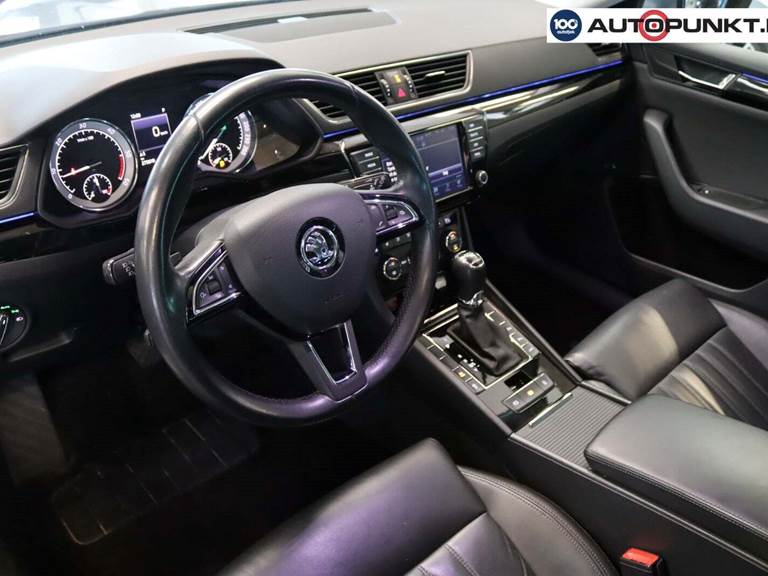 Skoda Superb 2,0 TDi 150 Laurin & Klement Combi DSG