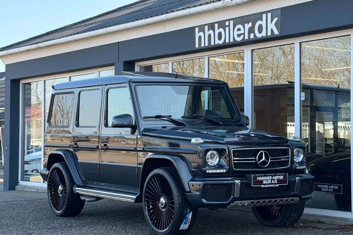 Grå Mercedes G63 fra 2017 set udefra