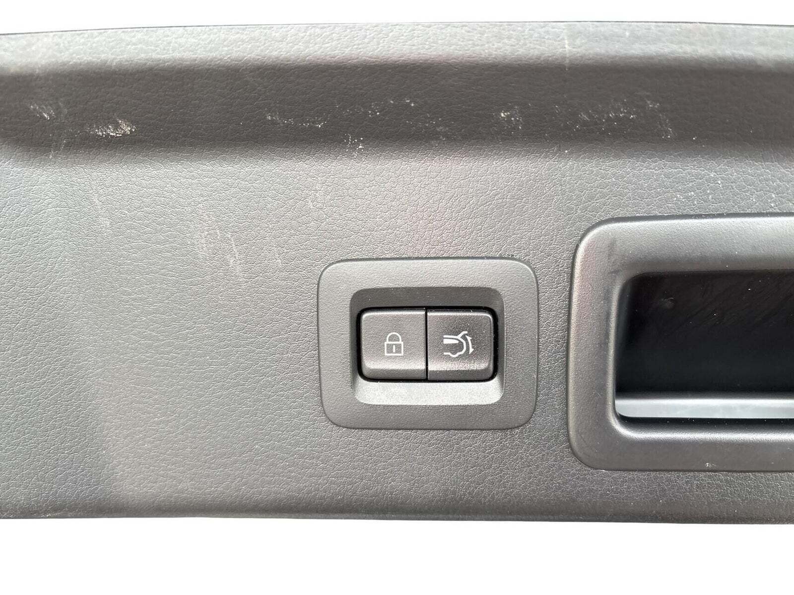 Blå Mazda CX-30 fra 2021