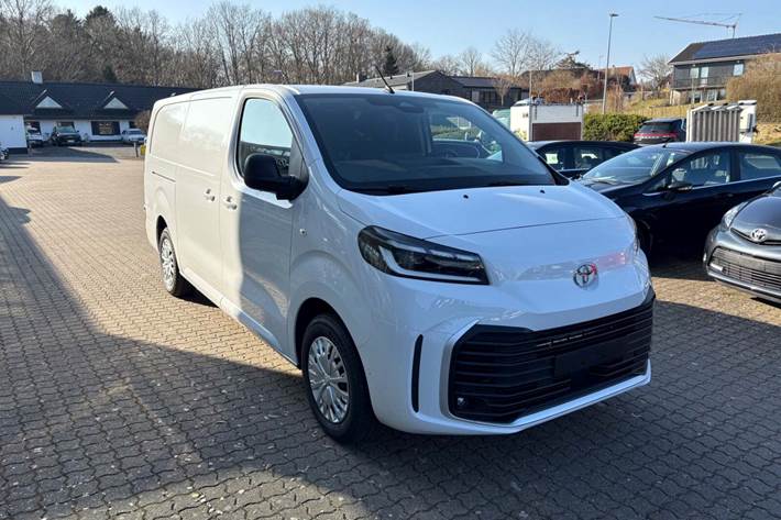 undefined Toyota ProAce fra 2025