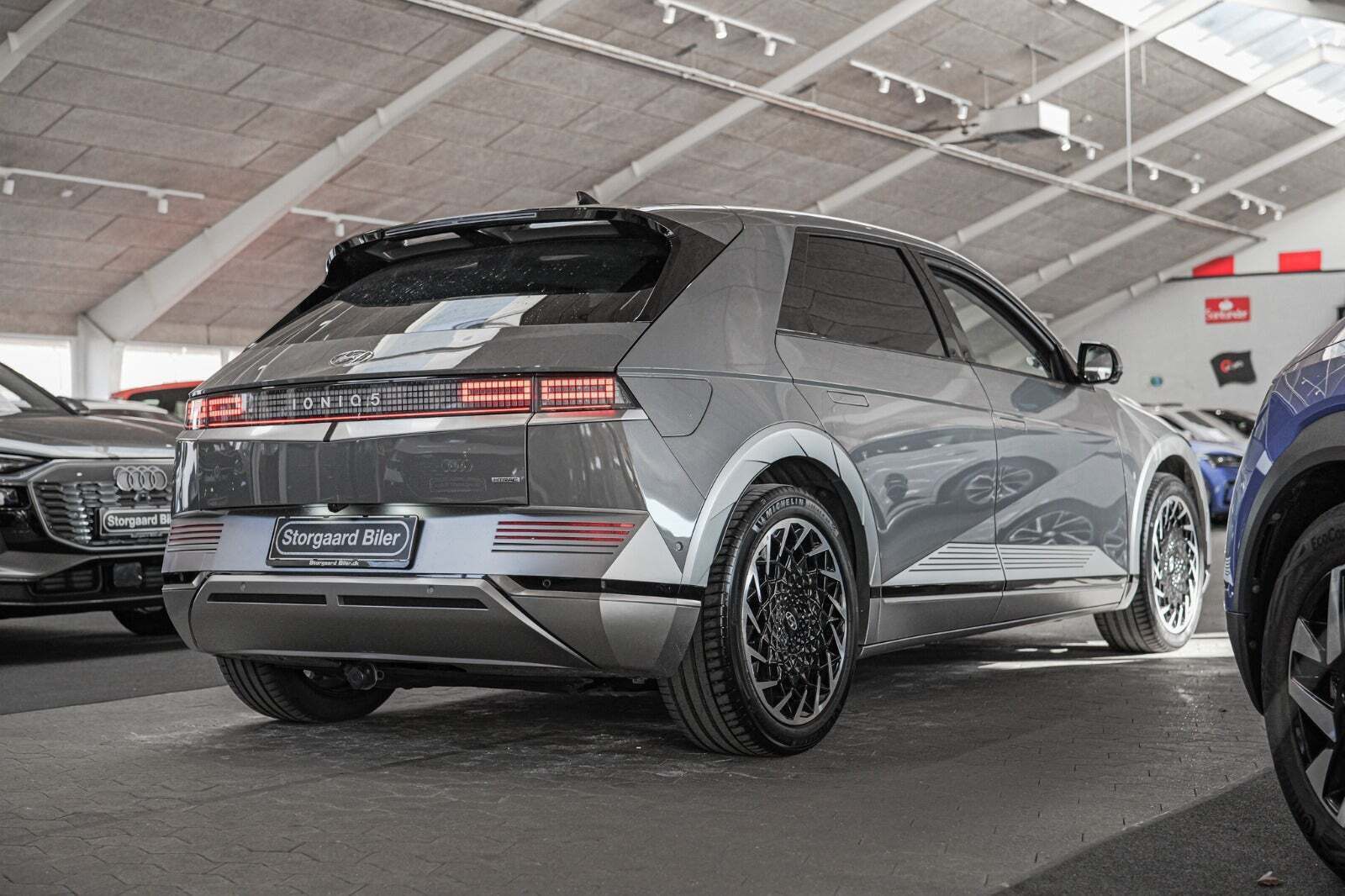 Grå Hyundai Ioniq 5 fra 2022