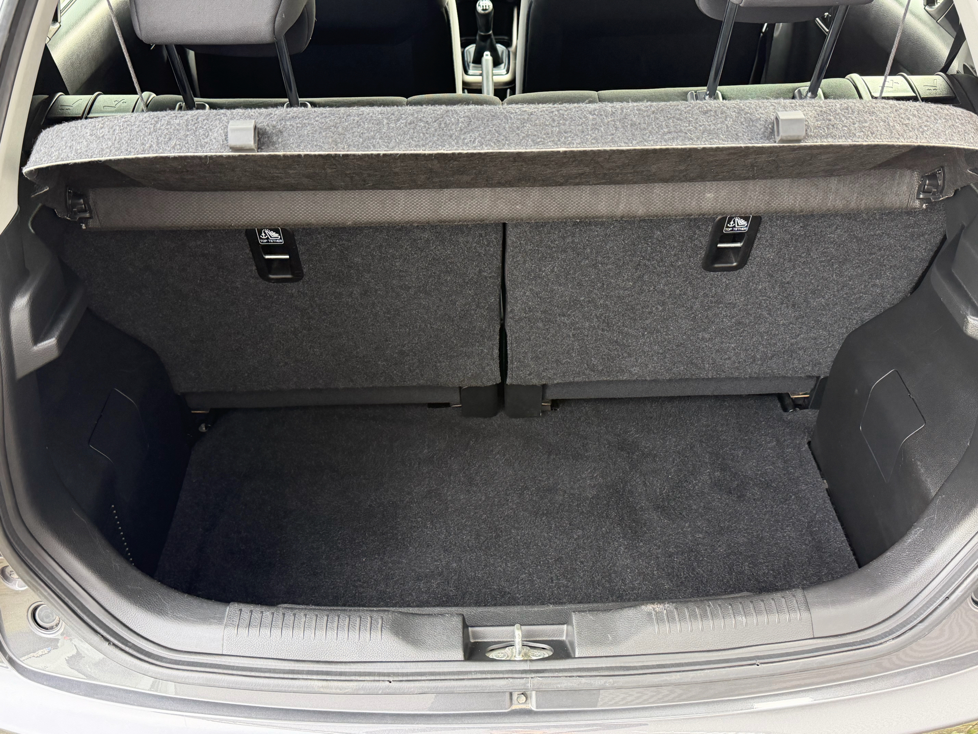 Grå Suzuki Ignis fra 2017