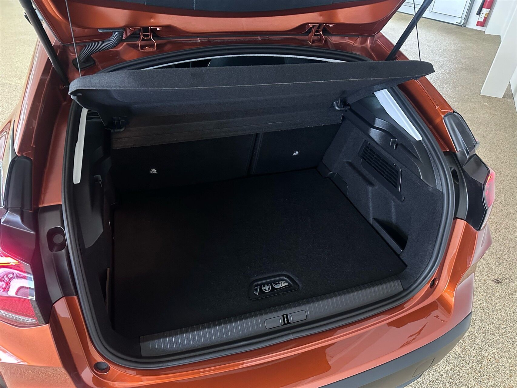 Orange Citroën ë-C4 fra 2022