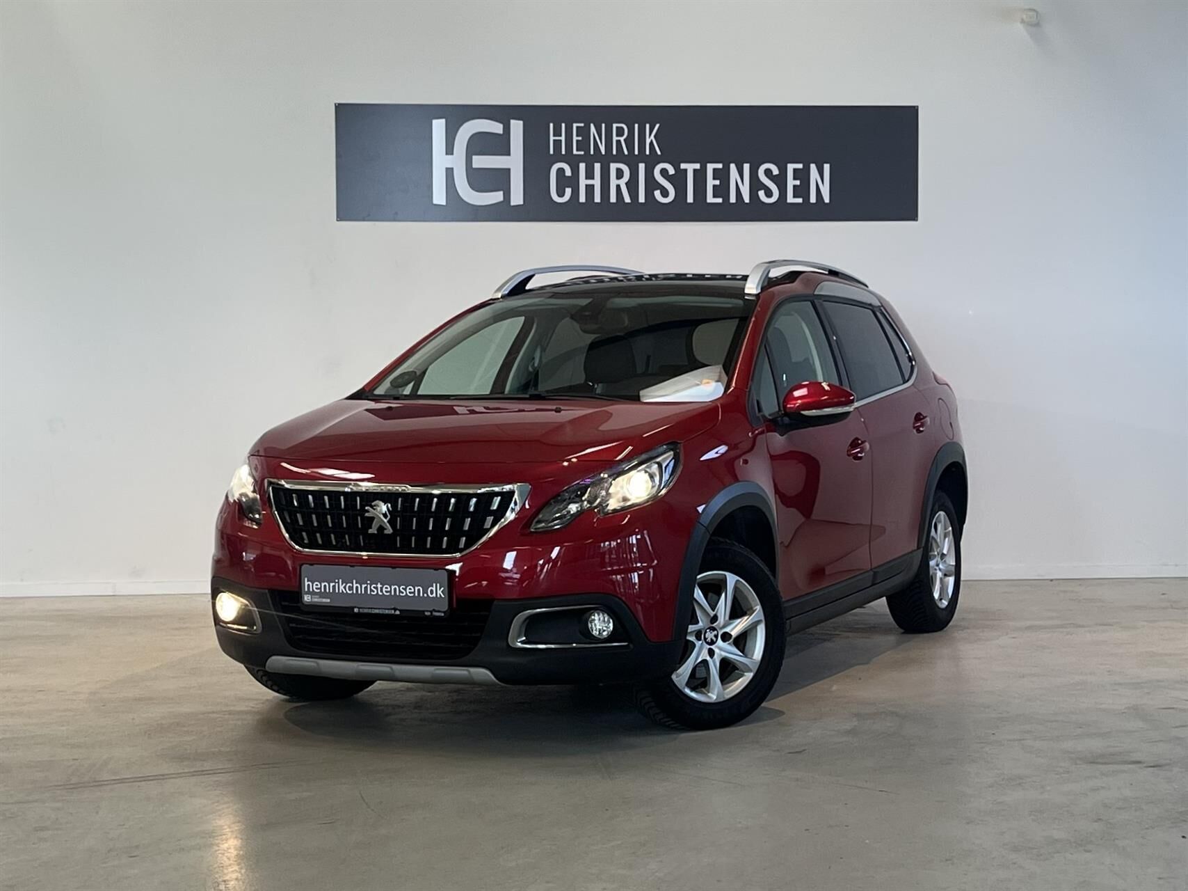 Peugeot 2008 1,2 e-THP Allure Sky 110HK 5d