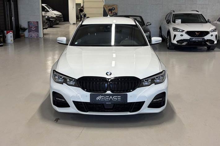 Hvid BMW 330e fra 2020