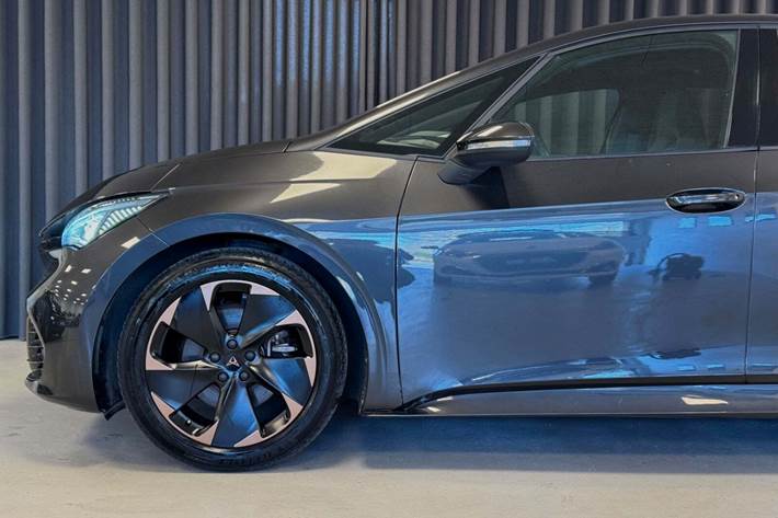 Grå Cupra Born fra 2022