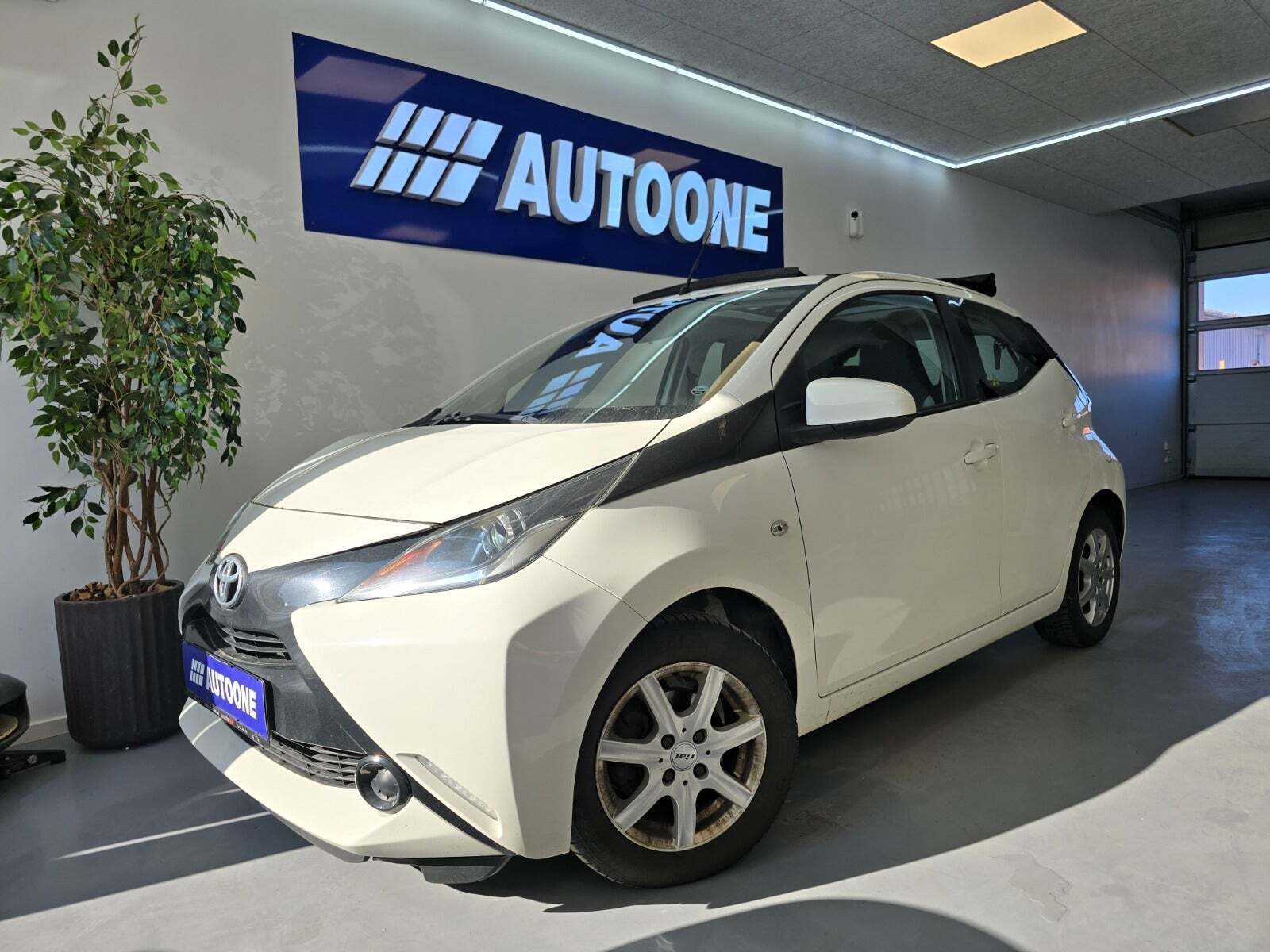 Toyota Aygo 1,0 VVT-i x-sky