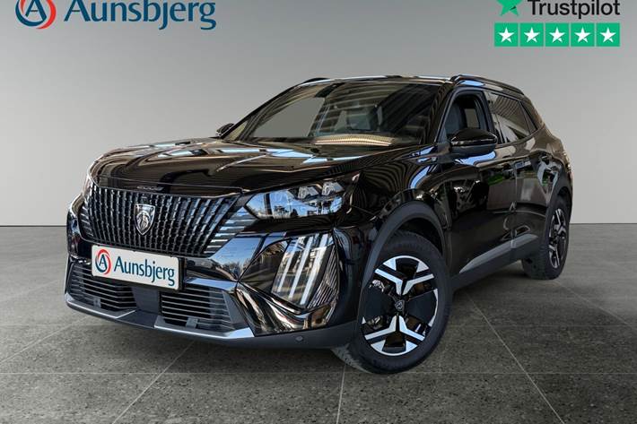 Sort Peugeot e-2008 fra 2025 set udefra