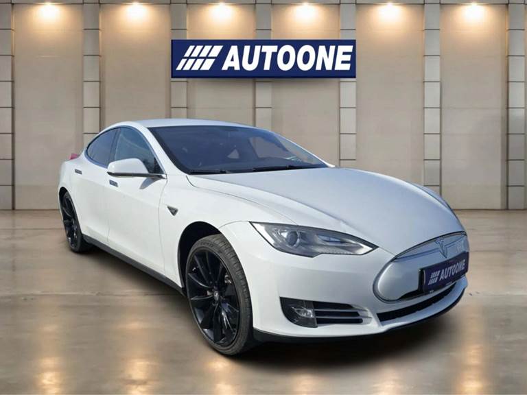 Tesla Model S 85