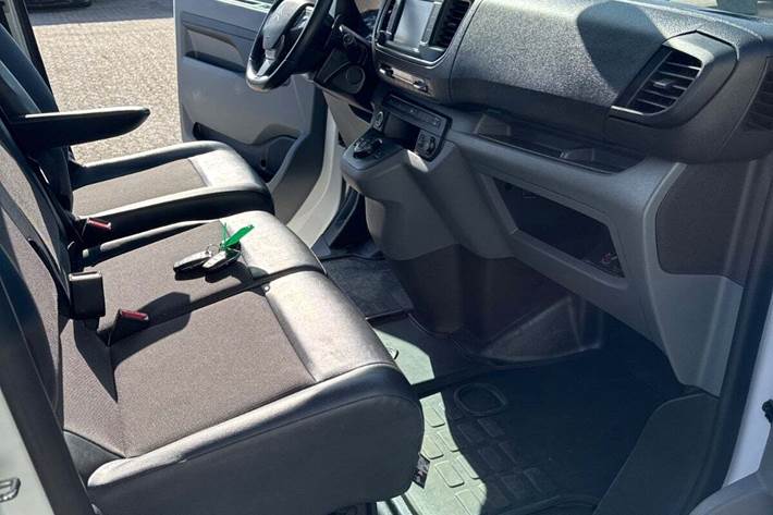 Hvid Citroën Jumpy fra 2021