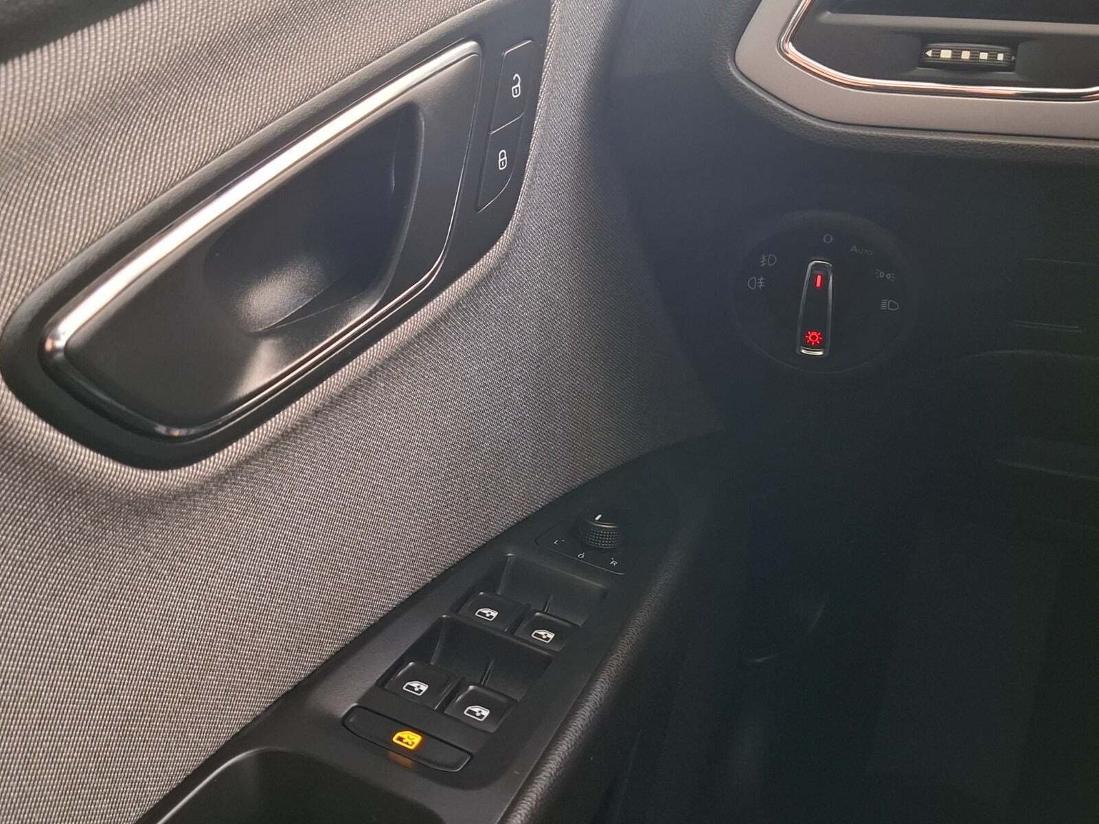 Grå Seat Leon fra 2019