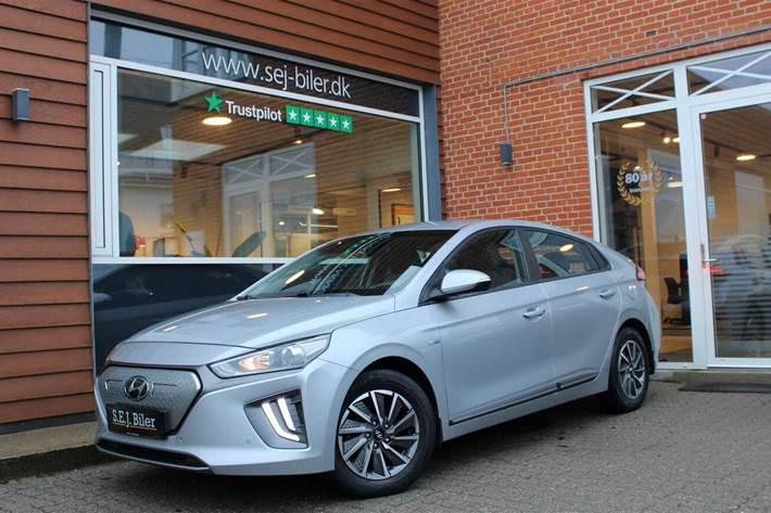 Grå Hyundai Ioniq fra 2020