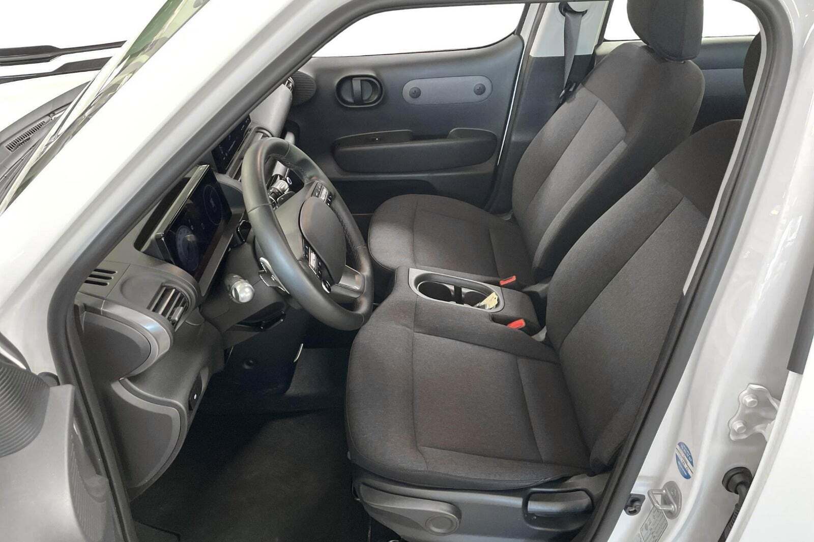 Hyundai Inster 49 Essential