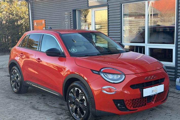 Orange Fiat 600e fra 2024