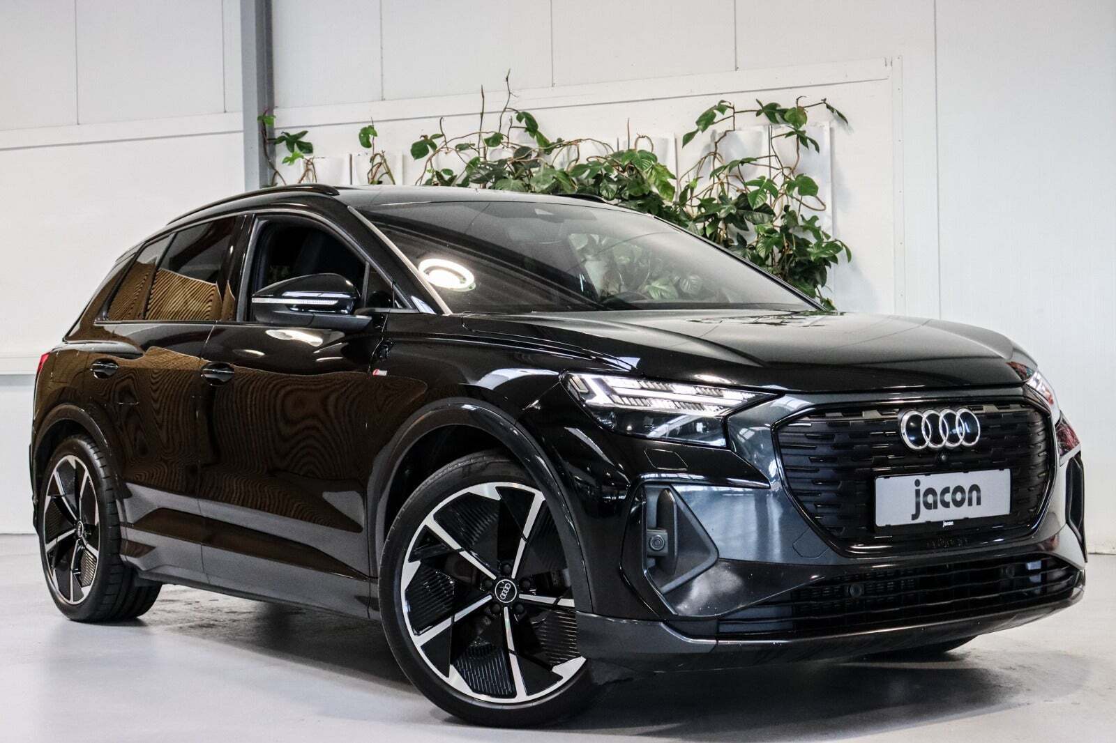 Audi Q4 e-tron 40 S-line