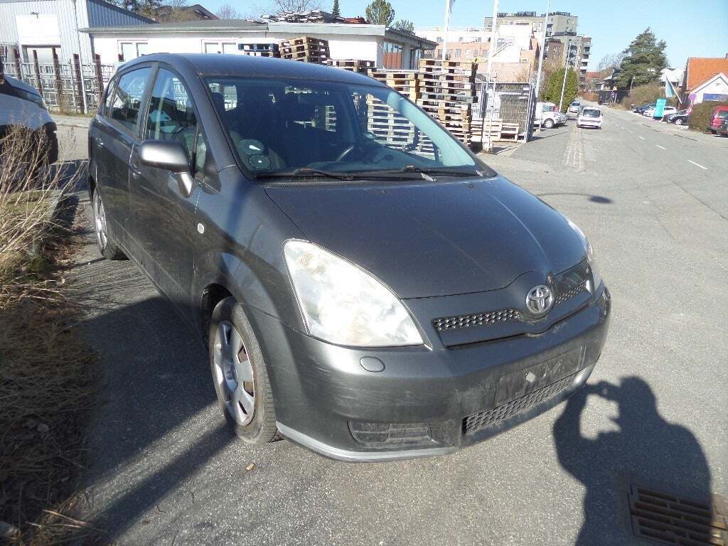 Toyota Corolla Verso 1,8 Luna 7prs