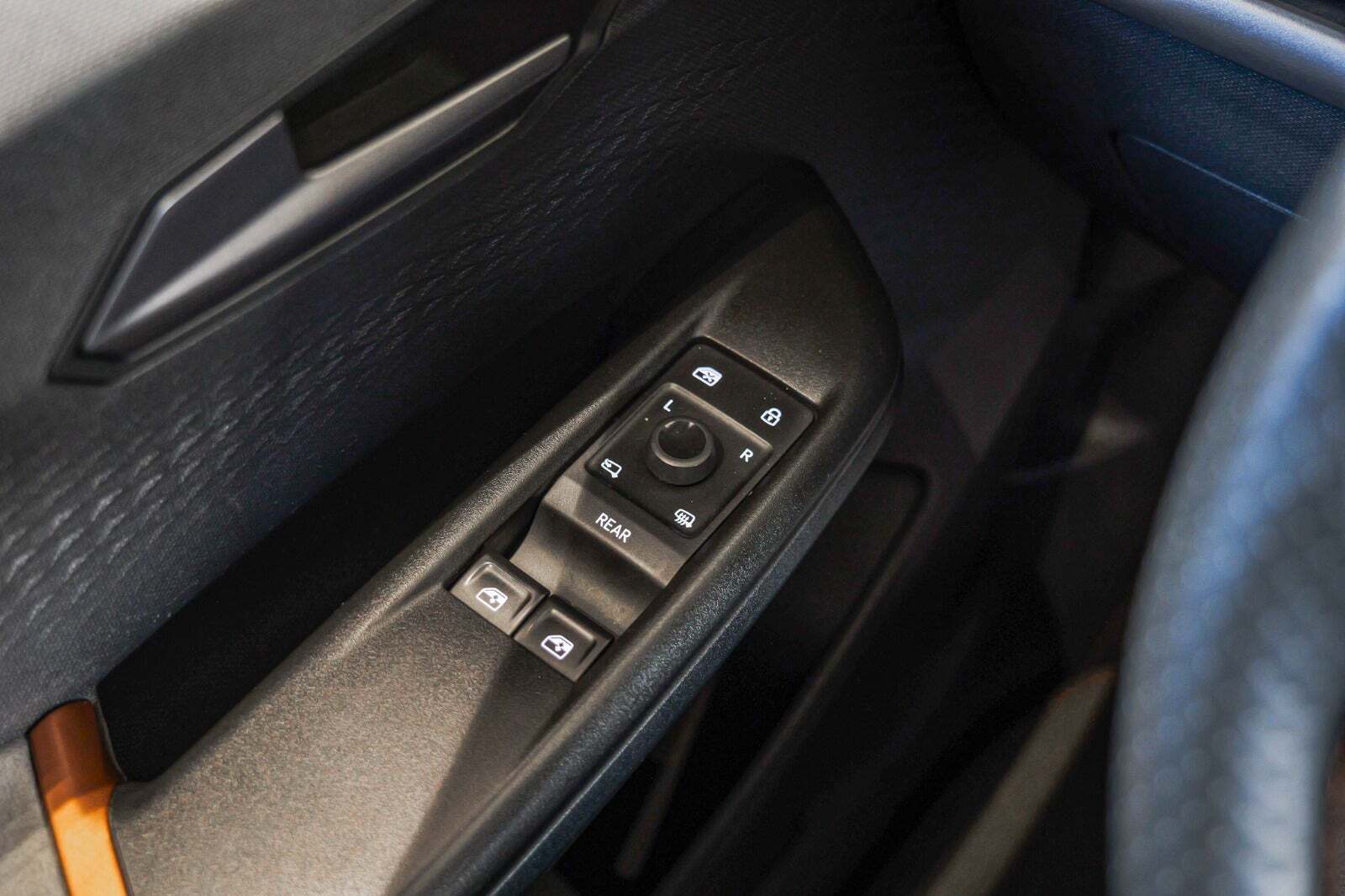 Blå Cupra Born fra 2022