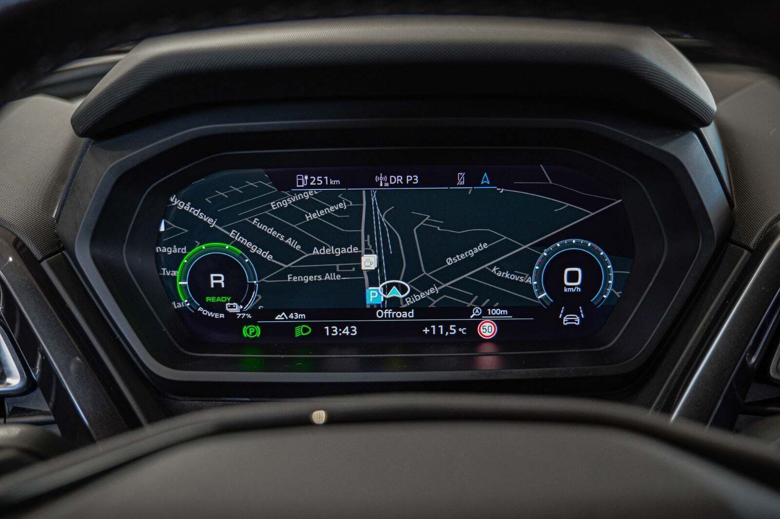 Blå Audi Q4 e-tron fra 2022