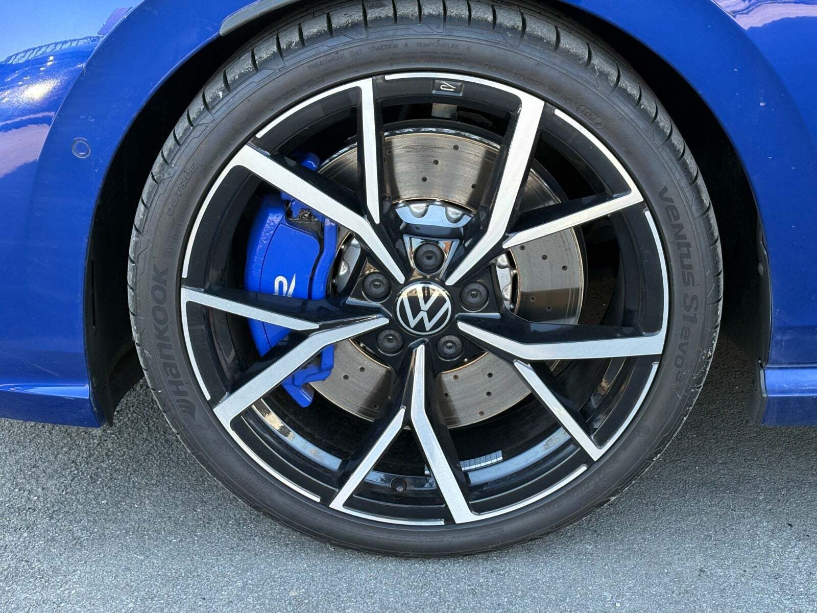 VW Golf VIII 2,0 R DSG 4Motion