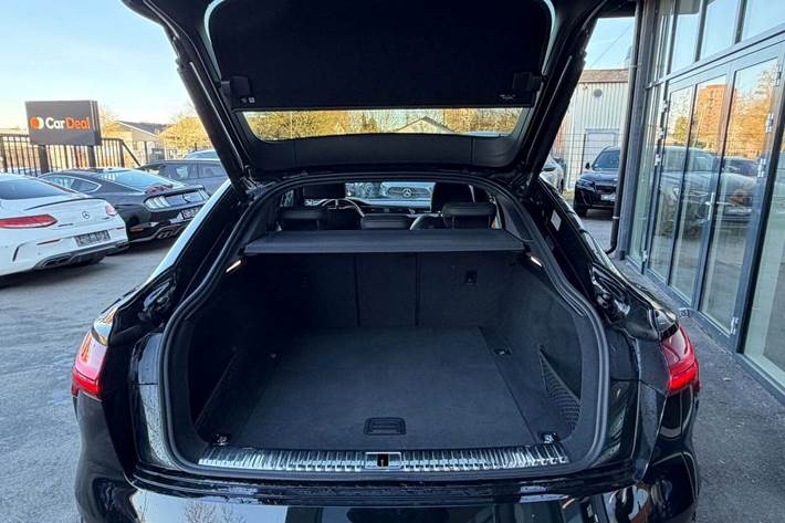 Sort Audi e-tron fra 2022