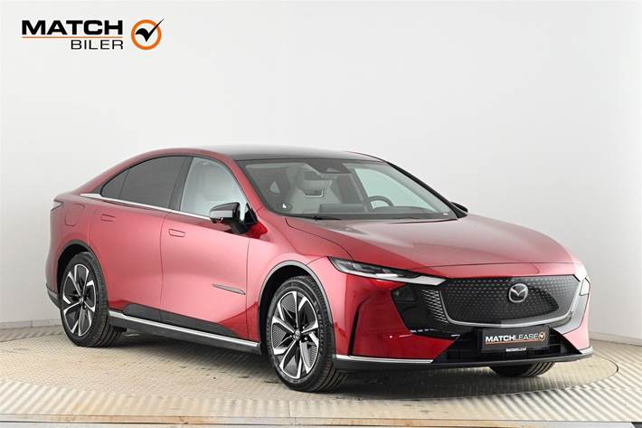 Rød Mazda 6e fra 2026 set udefra