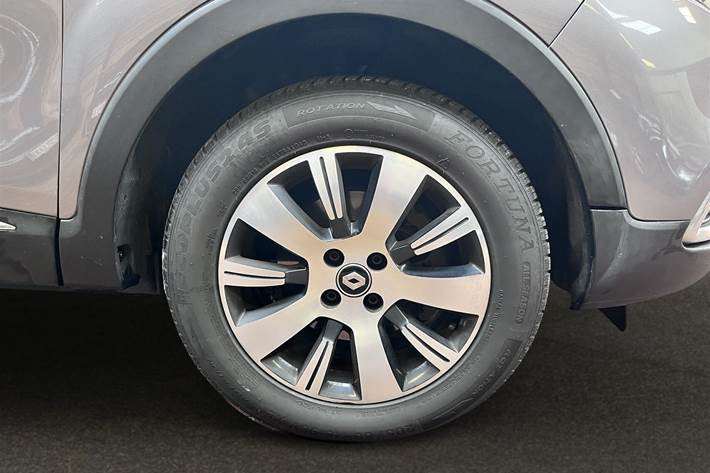 Grå Renault Captur fra 2017