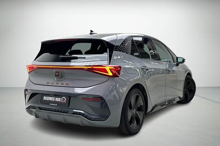 Grå Cupra Born fra 2022